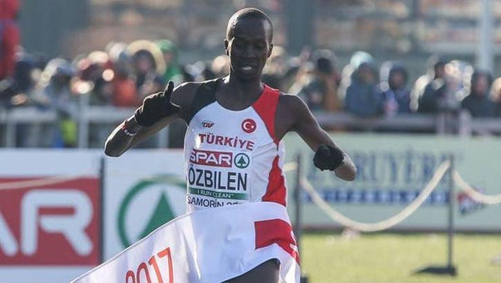 Milli atlet Kaan Kigen Özbilen'den yeni Türkiye rekoru