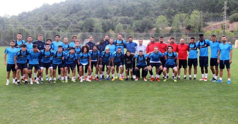 Adana Demirspor'un yeni oyuncuları kampa dahil oldu