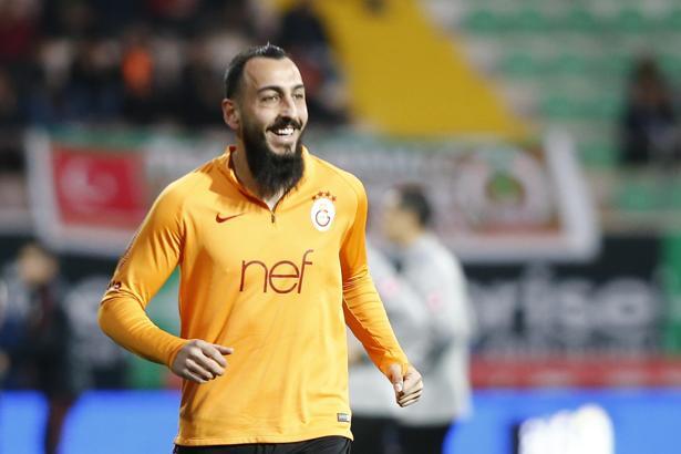 Galatasaray, Kostas Mitroglou'nu neden UEFA listesine dahil etmedi? Yakını açıkladı...