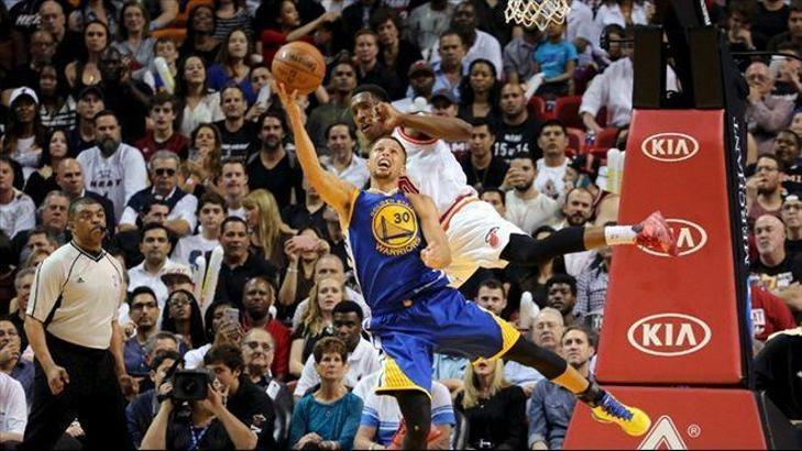 Warriors'ı, Curry ve Thompson taşıdı