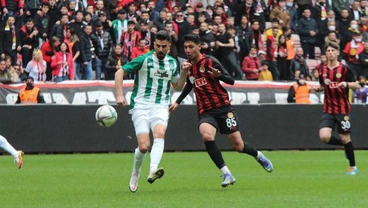 TFF 2. Lig | Eskişehirspor - 1922 Konyaspor maç sonucu: 1-2