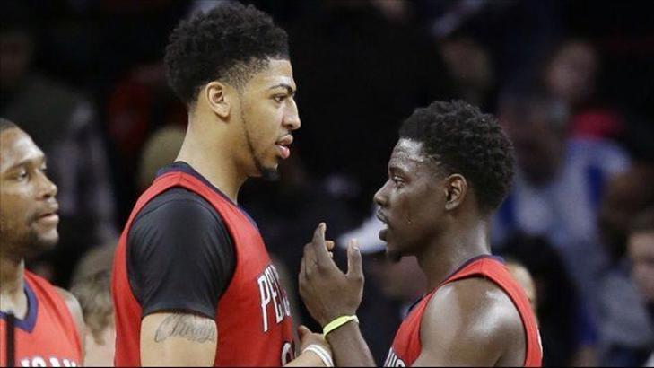 Anthony Davis 59 sayı, 20 ribauntla tarihe geçti