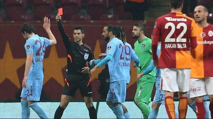 Galatasaray-Trabzonspor maçının hakemi Deniz Ateş Bitnel kimdir?
