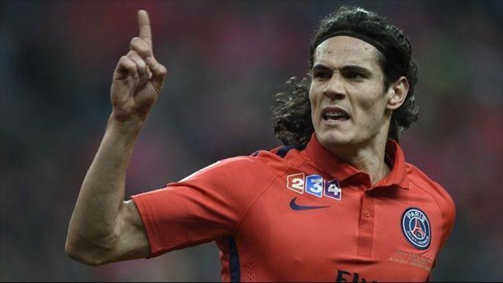 Cavani, PSG'de kalıyor