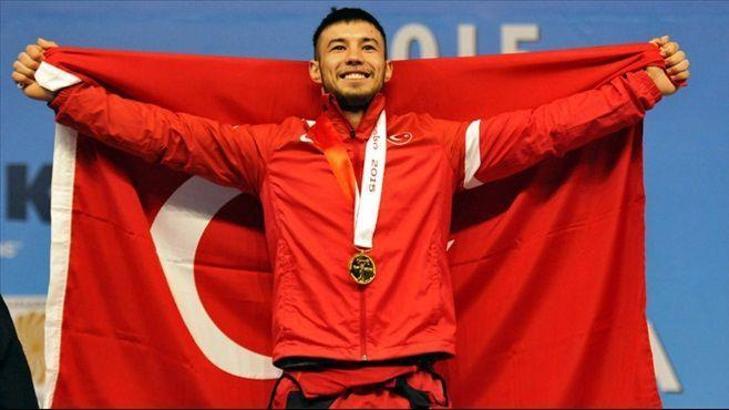 Altın adam