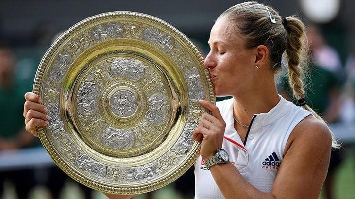 Angelique Kerber gözünü Fransa Açık'a dikti