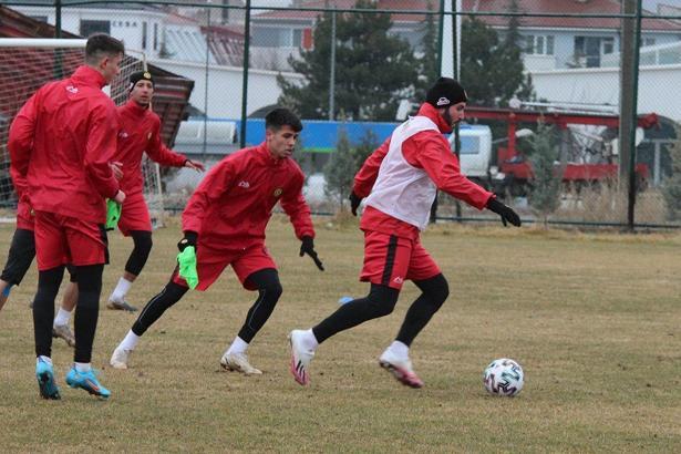Eskişehirspor, 1922 Konyaspor maçına hazırlanıyor