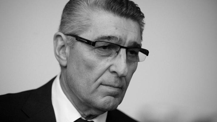 Alman futbolunun efsanesi Rudi Assauer hayatını kaybetti