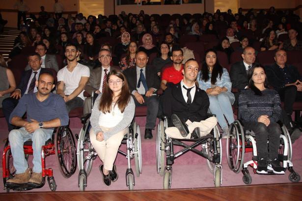 Engelleri aşan milli sporcular başarı hikayelerini anlattılar