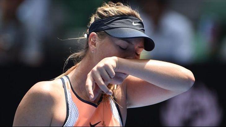Maria Sharapova sol kolundan yine sakatlandı