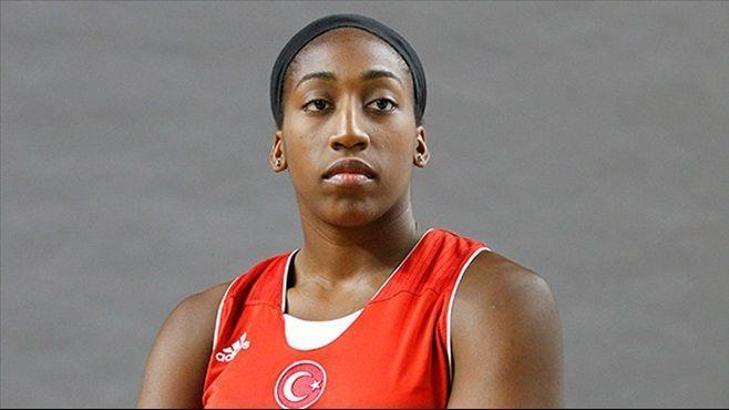 Sanders yerine Hollingsworth