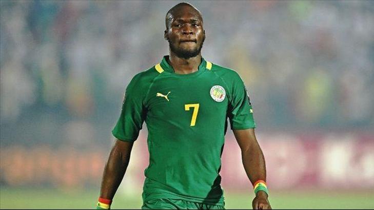 Moussa Sow'a şok!