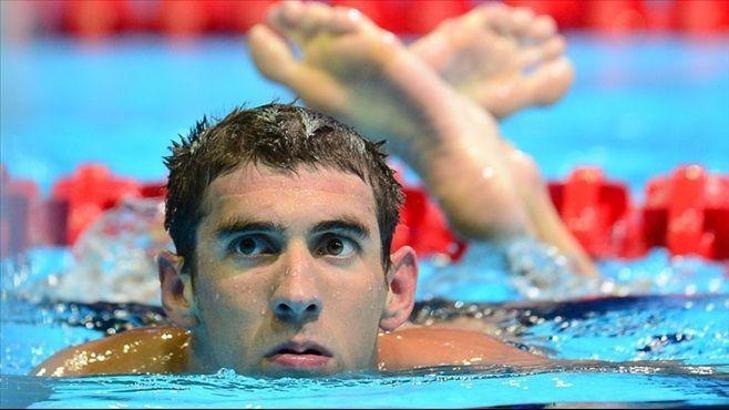 Cezası biten Phelps havuza dönüyor
