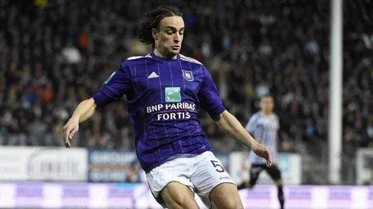 Fenerbahçe transferde rotayı Lazar Markovic'e çevirdi!