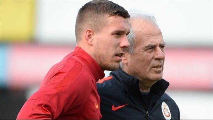 Lukas Podolski'den Çin'e mesaj