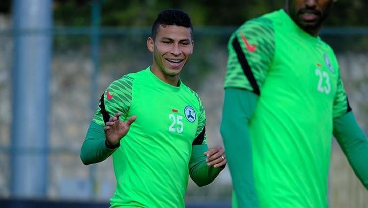 Son dakika Galatasaray transfer haberi! Sarı kırmızılılara sürpriz stoper! Alexis Perez'e sezon sonunda teklif!