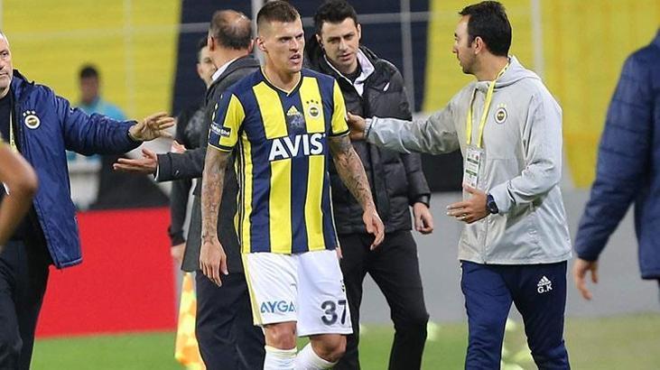 Fenerbahçe'den Martin Skrtel'e 2 yıllık sözleşme
