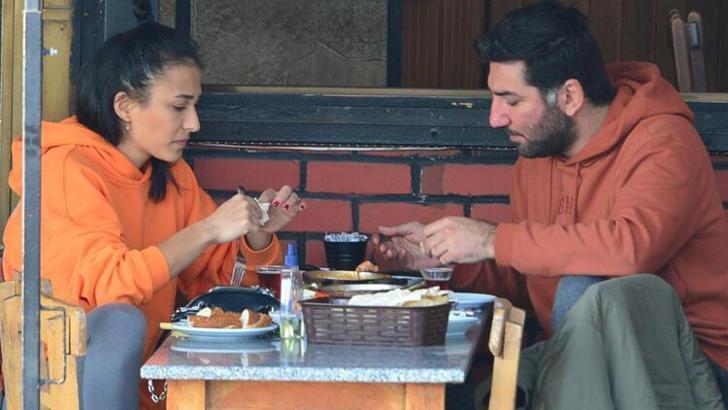 Simge Aköz ve Berkay Ateş kahvaltıda