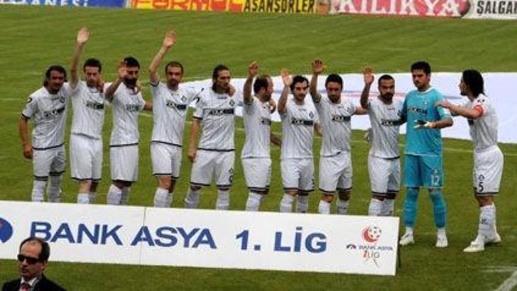 Altay'da ayrılık var