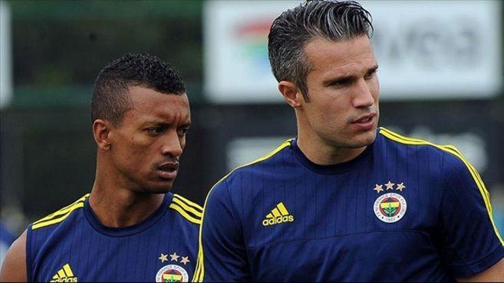 Nani ve Van Persie'ye kumpas!