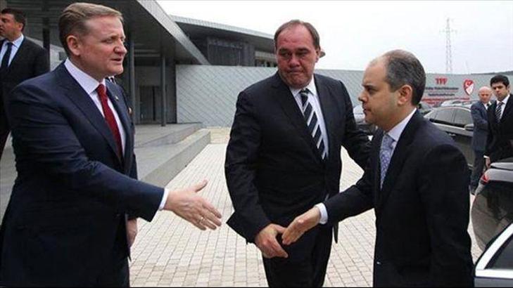 Yıldırım Demirören: Galatasaray için uğraşıyoruz