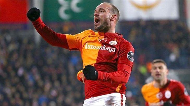 Sneijder'in içinden Aslan çıktı!
