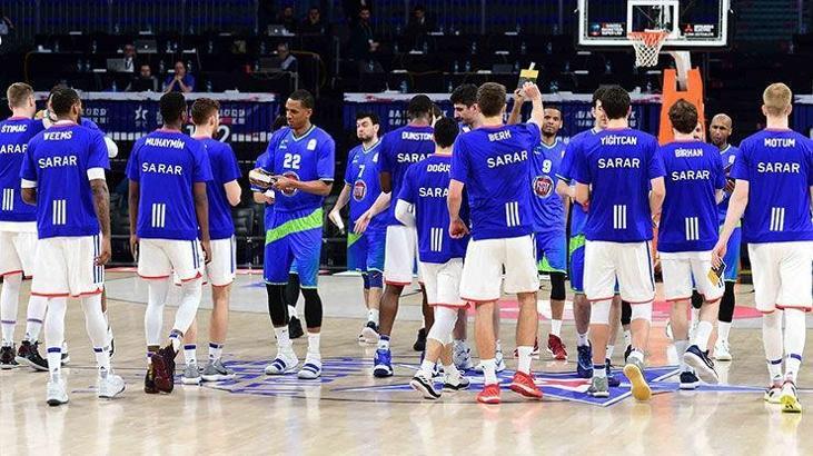 Anadolu Efes'in kitap kampanyasına büyük ilgi