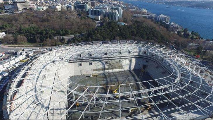 GECİKİYOR! Beşiktaş'a Vodafone Arena'dan kötü haber!