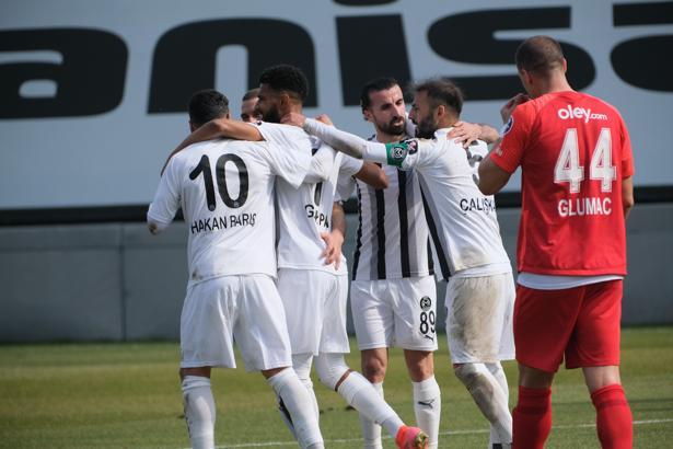 Manisa FK - Ümraniyespor maç sonucu: 2-1