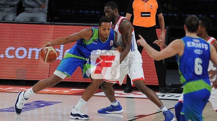Anadolu Efes: 87 - TOFAŞ: 79
