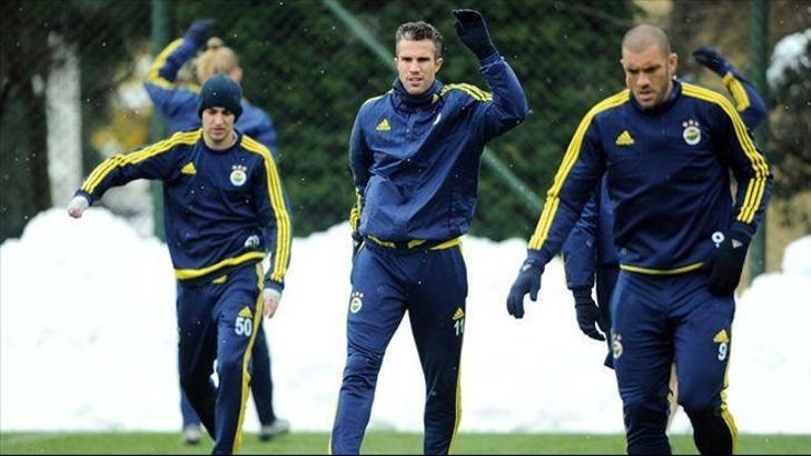 Fenerbahçe'de Robin van Persie sevinci