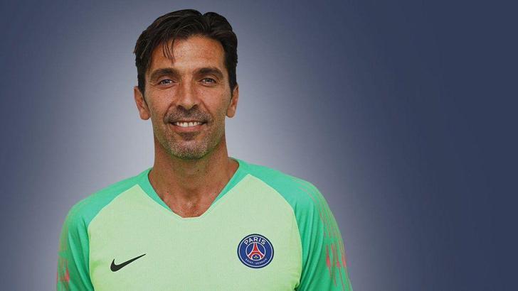 Gianluigi Buffon resmen PSG'de
