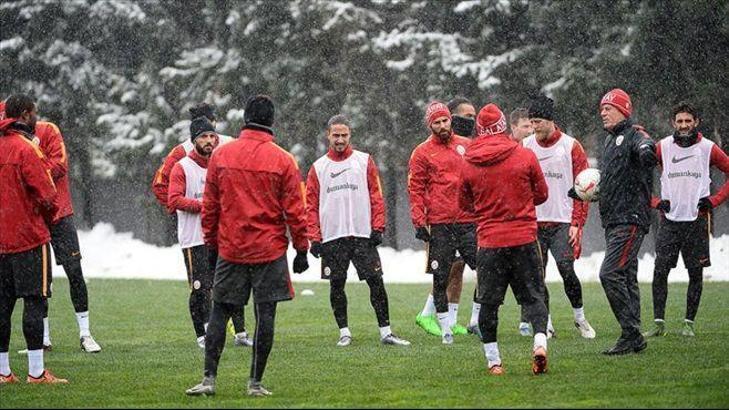 Denizli, Manisa'ya takımdan ayrı gitti