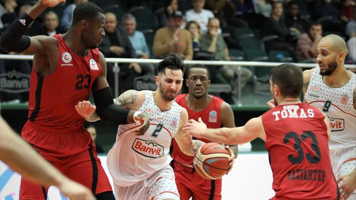 Banvit'e Gaziantep 'dur' dedi: 74-82