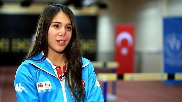 İlke Özyüksel: