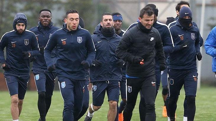 Başakşehir'de zirve hesapları