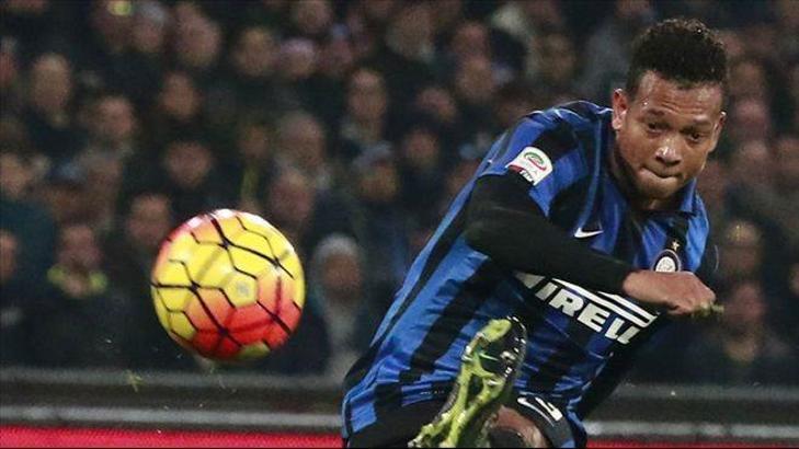 Guarin için ısrar yok
