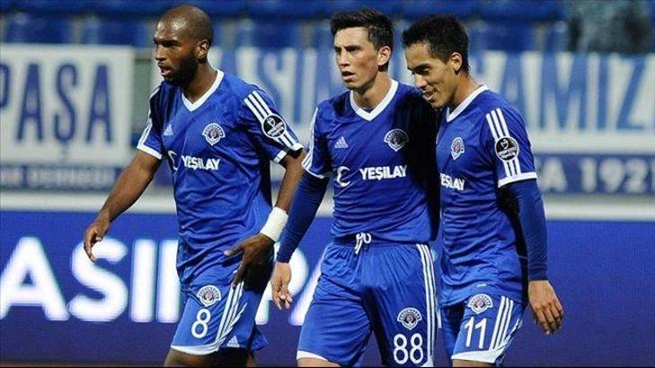 Ryan Babel, Galatasaray'a göz kırptı