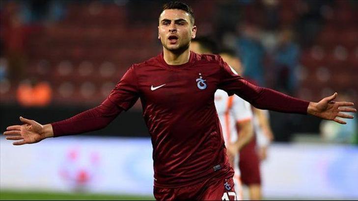 Trabzonspor yeni yıldızını alkışlıyor