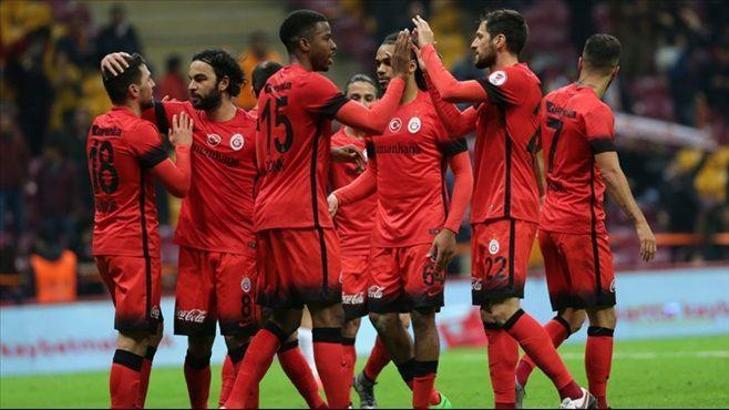 Galatasaray'da kamp kadrosu açıklandı