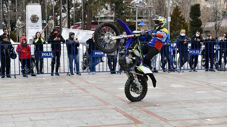 Motosnow sevenler Davraz'da bir araya geliyor