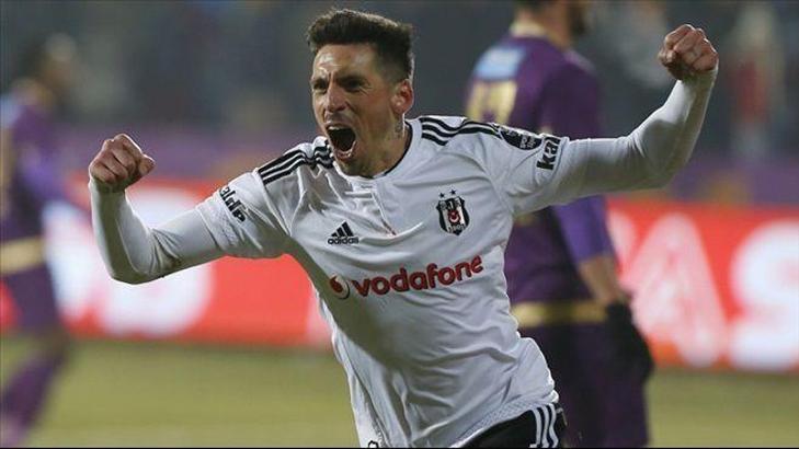 Jose Sosa'ya yeni talip