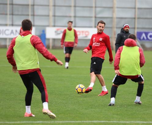 Demir Grup Sivasspor, U21 takımını 4-1 yendi