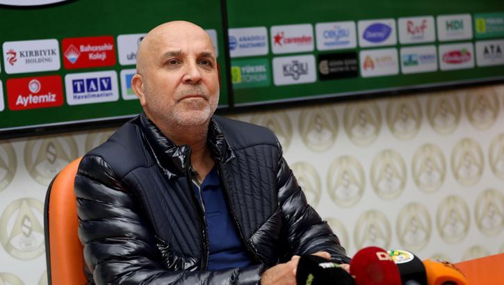 Alanyaspor Başkanı Hasan Çavuşoğlu'ndan taraftara çağrı