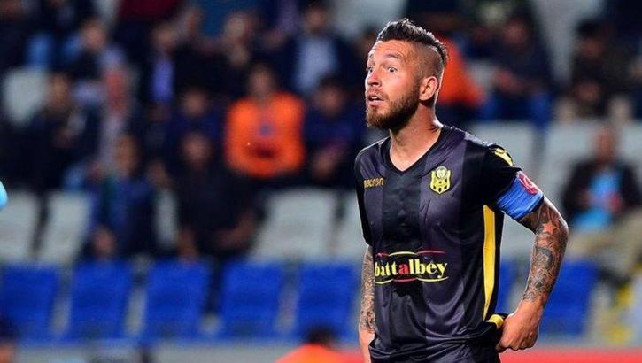 Adem Büyük'ten Hıncal Uluç hakkında suç duyurusu
