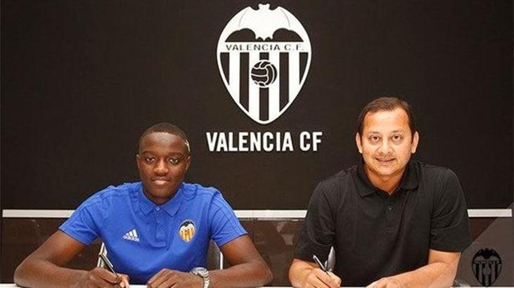 Valencia'dan savunmaya takviye