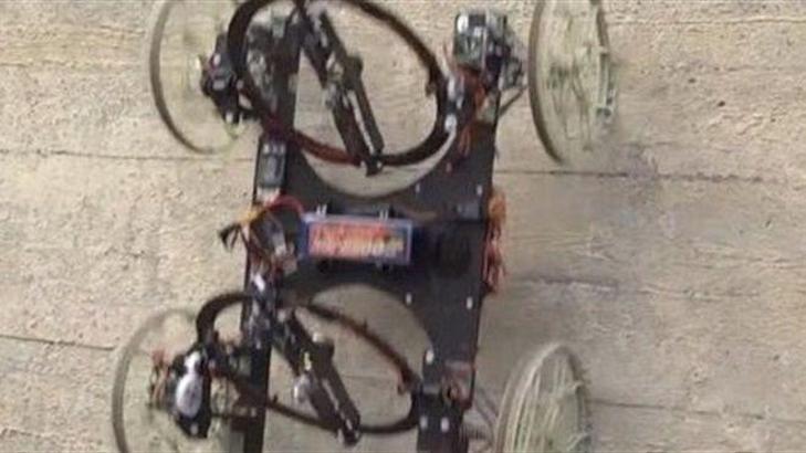 Duvara tırmanan robot!