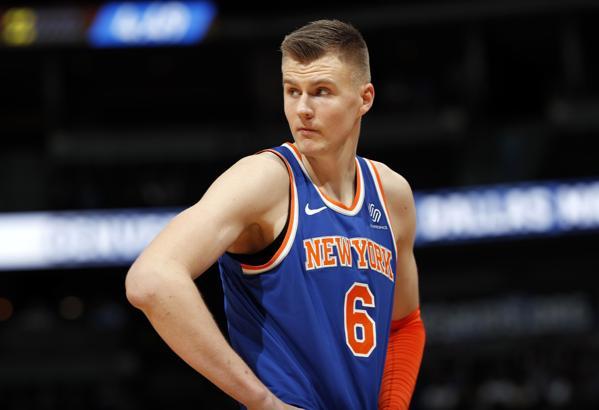 Kristaps Porzingis, Dallas Mavericks'e takas oldu
