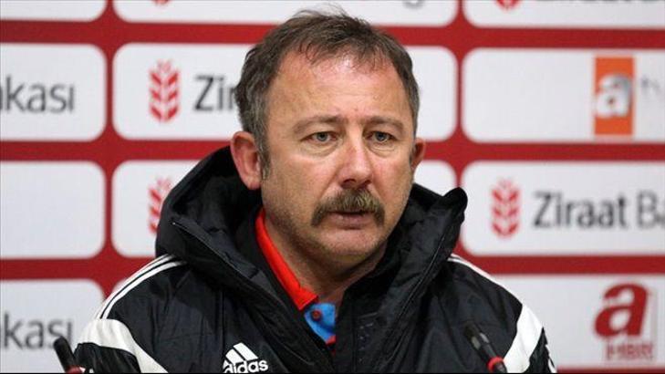Sergen Yalçın'a dizi sürprizi!