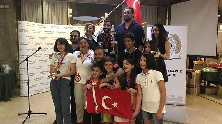 Türk satranç sporcuları Karadağ'dan 3 madalya ile döndü